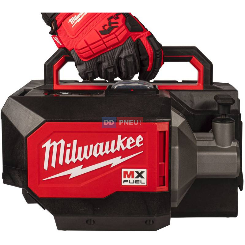 MX FUEL™ aku kufříkový ponorný vibrátor do betonu Milwaukee MXF CVBC-0 – bez baterie