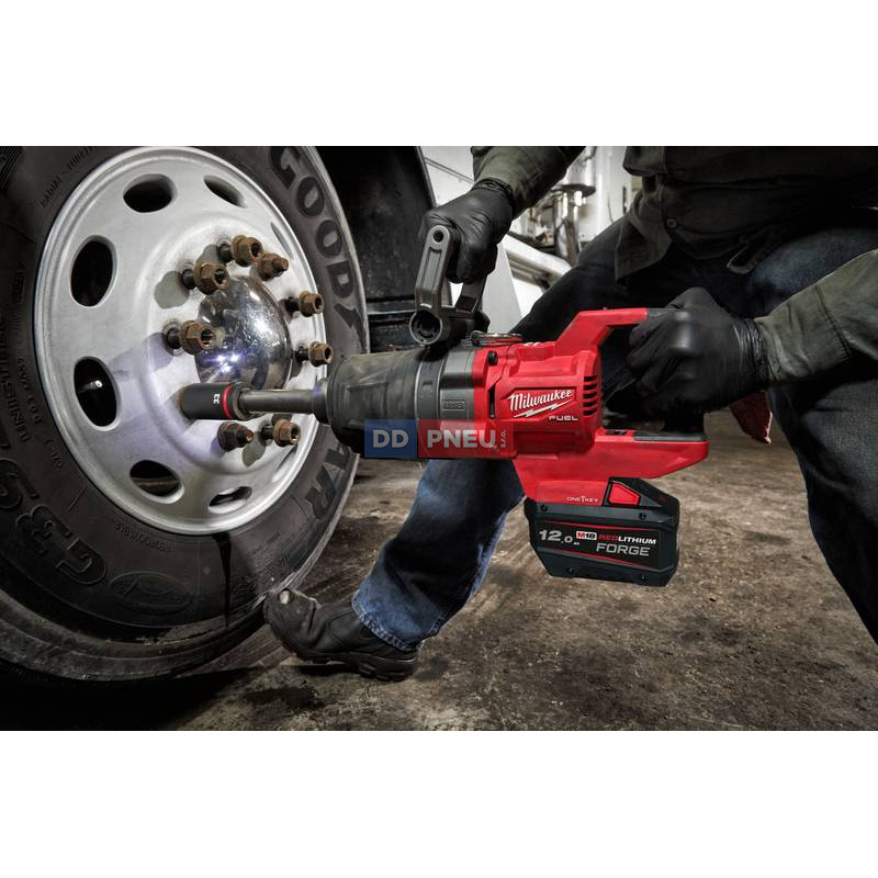 1" aku rázový utahovák s dlouhým vřetenem MILWAUKEE M18 ONEFHIWF1D-121C
