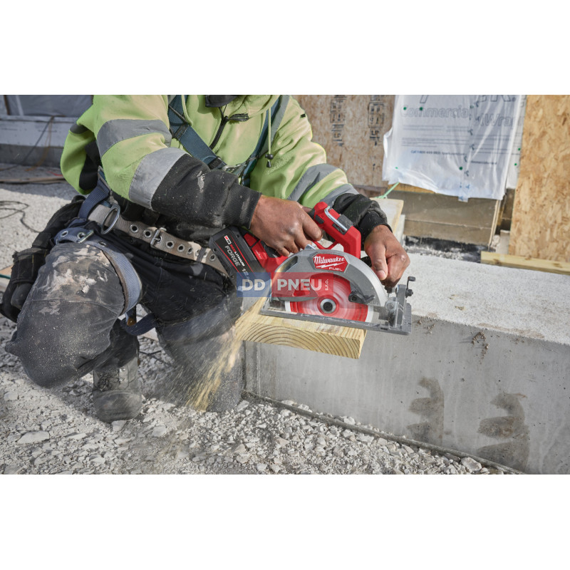 Aku okružní pila MILWAUKEE M18 FUEL FCSO190GR-121C
