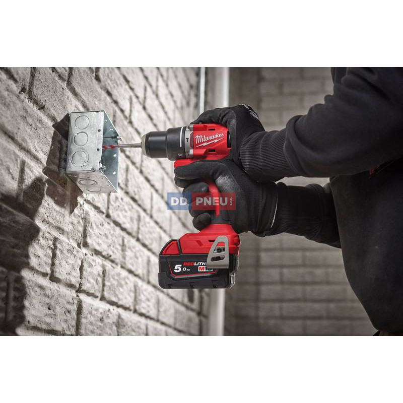 M18™ kompaktní bezuhlíková příklepová vrtačka M18 BLPDRC-502C