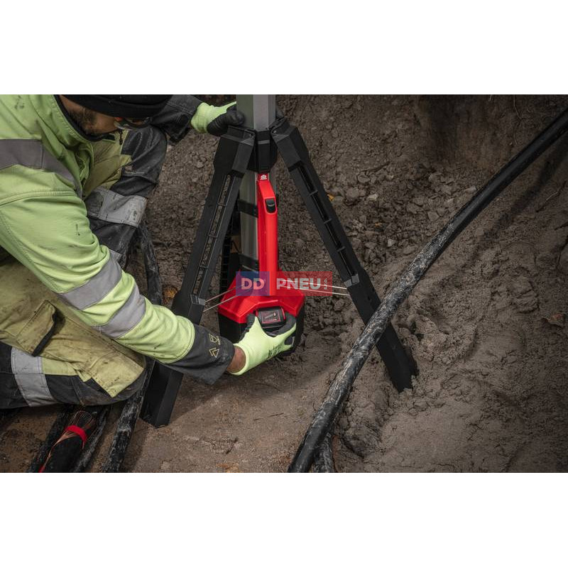 Aku stojanová svítilna MILWAUKEE M18 SAL2-502B