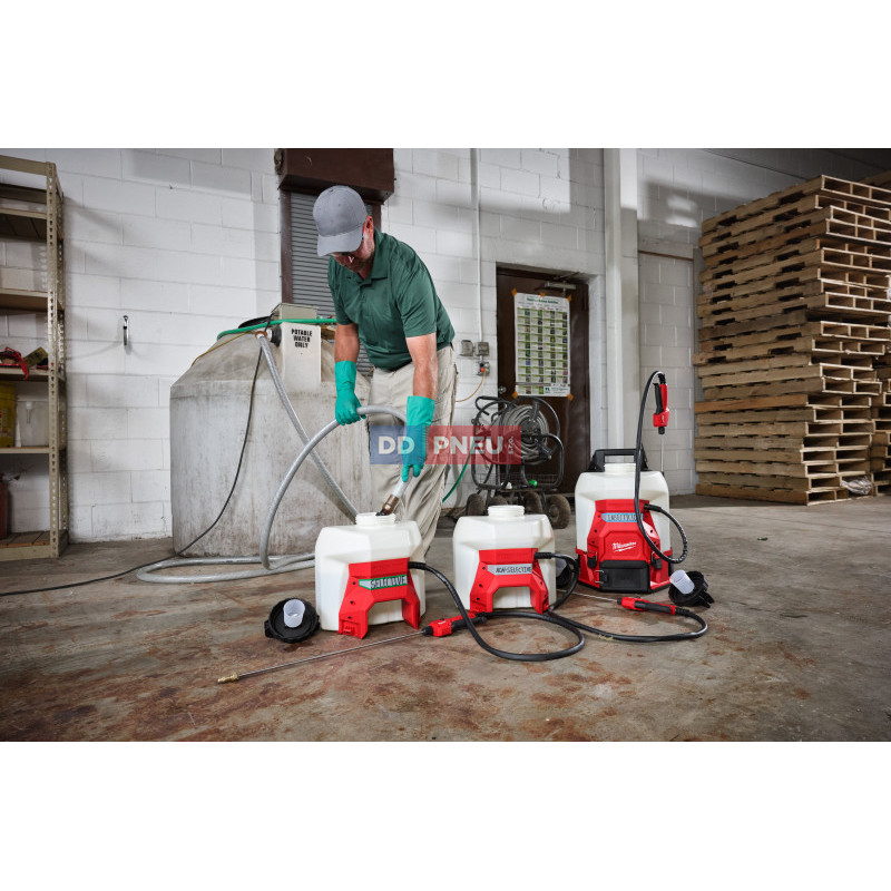 Aku zádové kapalinové čerpadlo Gen2 MILWAUKEE M18 BBPFP2-301
