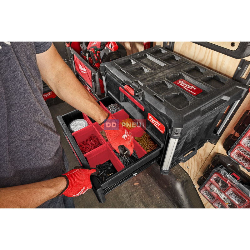 Regálový systém MILWAUKEE PACKOUT™ – Sada