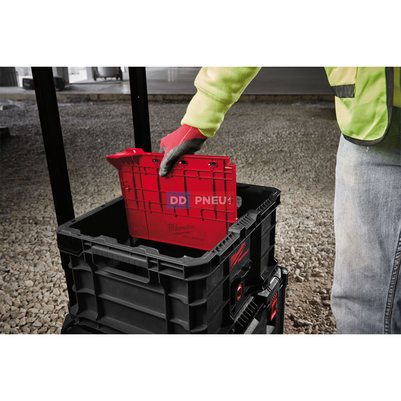 Systém MILWAUKEE PACKOUT™ – přepážka k přepravce