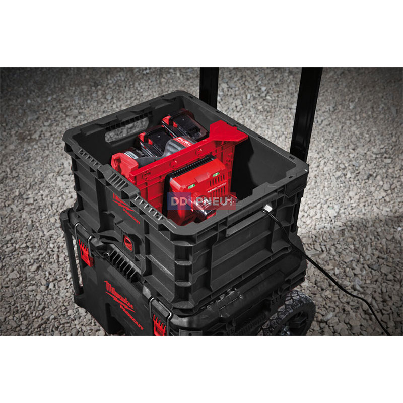 Systém MILWAUKEE PACKOUT™ – přepážka k přepravce
