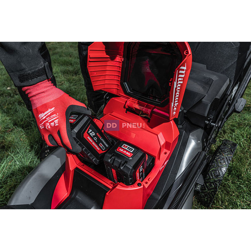 Aku sekačka s pojezdem MILWAUKEE M18 F2LM53-122