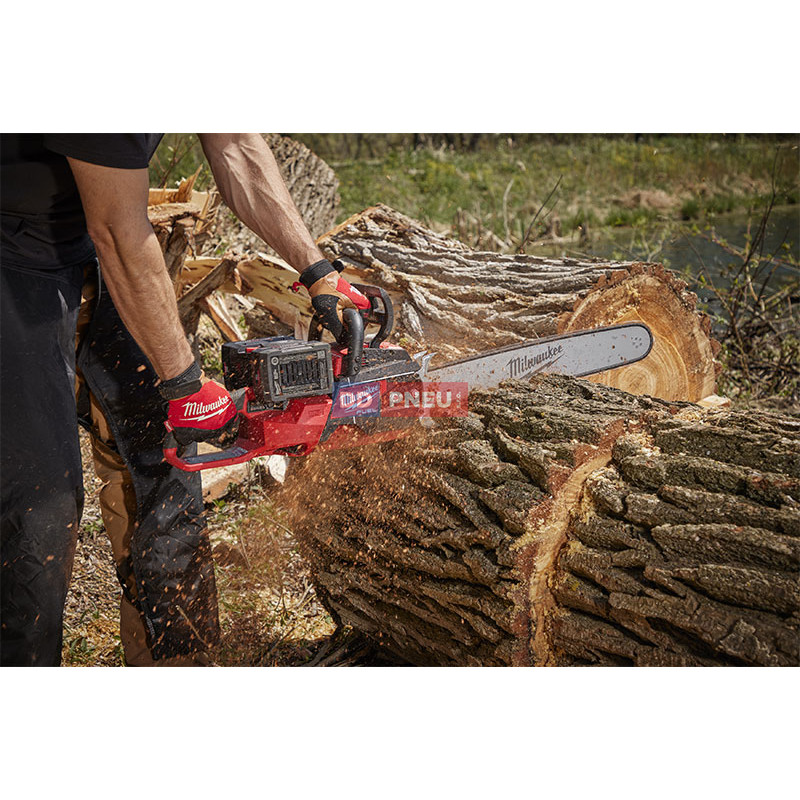 Aku řetězová pila na dva akumulátory MILWAUKEE M18 F2CHS50-0 – bez baterie