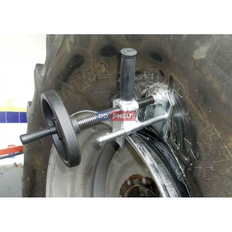 Manuální stlačovač patek pro AGRO pneu